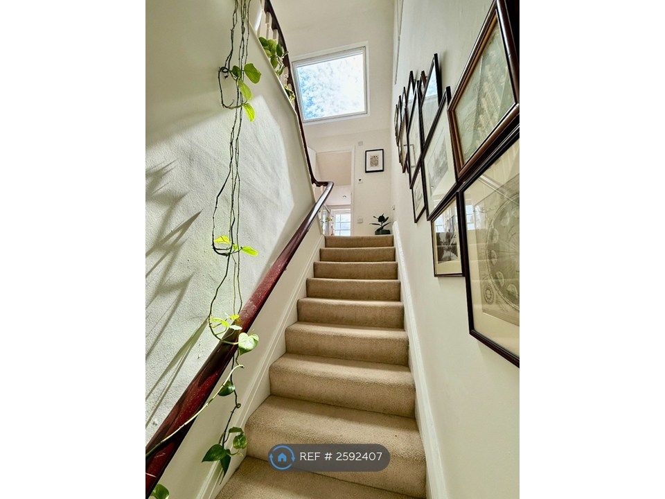 Property photo 3 of 25 Hall 2 - Stairs