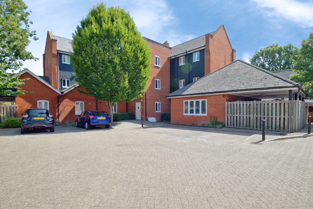 Property photo 1 of 12