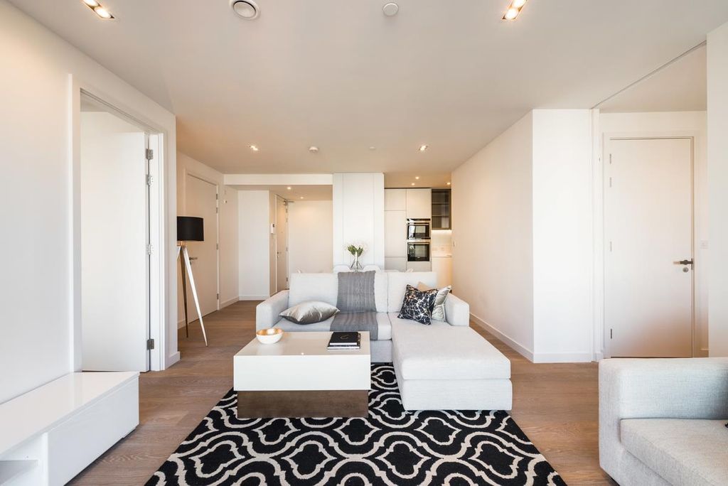 Property photo 2 of 12 Image