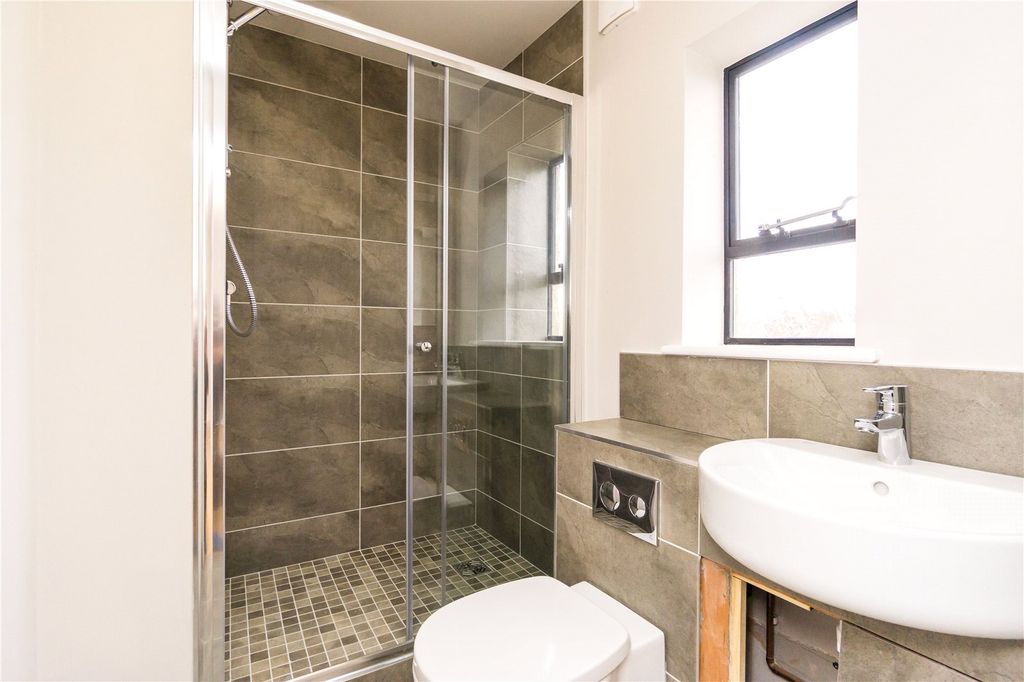 Property photo 3 of 5 Picture No. 07