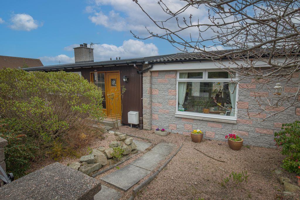 Property photo 1 of 25 Exterior2
