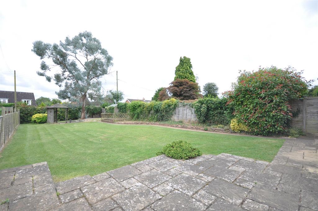Property photo 3 of 13