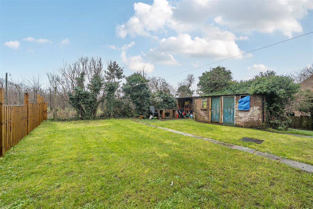 Additional image 18 of 2 bed maisonette for saleSouth Street, Barming, Maidstone ME16