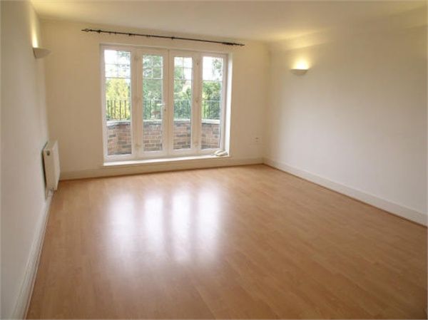 Property photo 3 of 11 Image_02