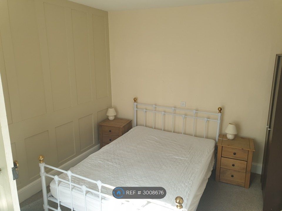 Property photo 2 of 13 East Bedroom