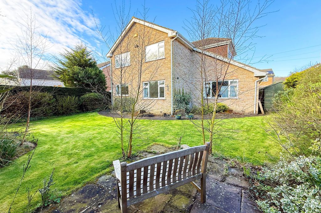 Property photo 2 of 17