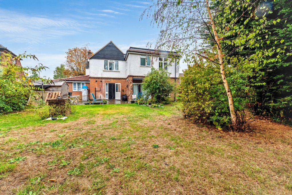 Property photo 1 of 24 149 Ash Street, Ash, Aldershot, Surrey, Gu12 6Lj
