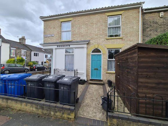 Property photo 1 of 3 9-Bedroom-Student-House-In-City-Centre-Norwich_10