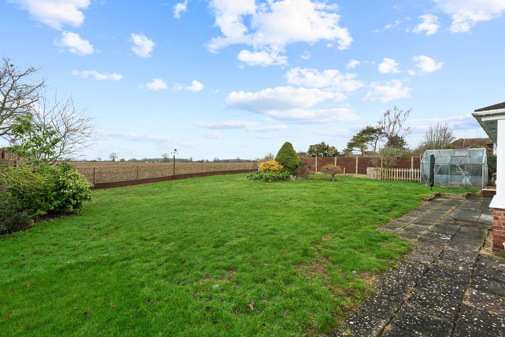 Property photo 3 of 31