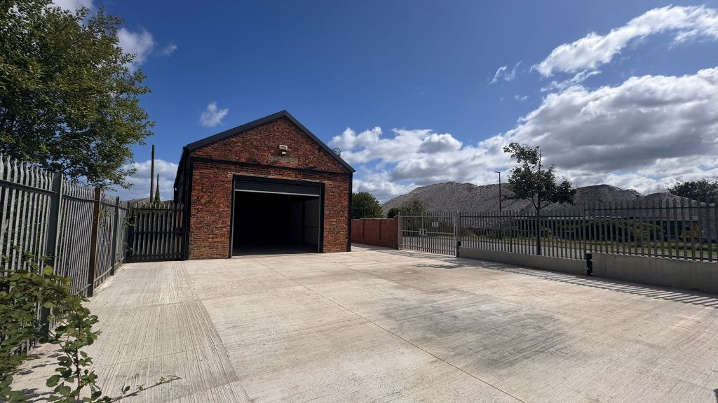 Property photo 1 of 13