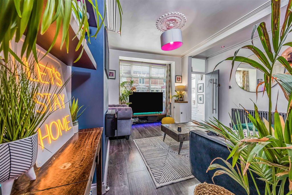 Property photo 3 of 22 73 Drayton Road, Portsmouth-Small-Porticomarketing