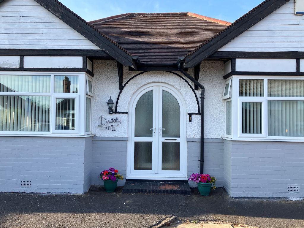 Property photo 2 of 18