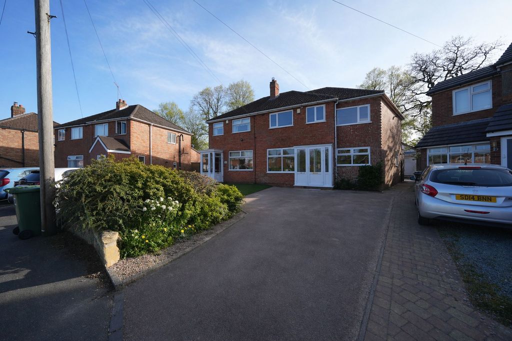 Property photo 1 of 27