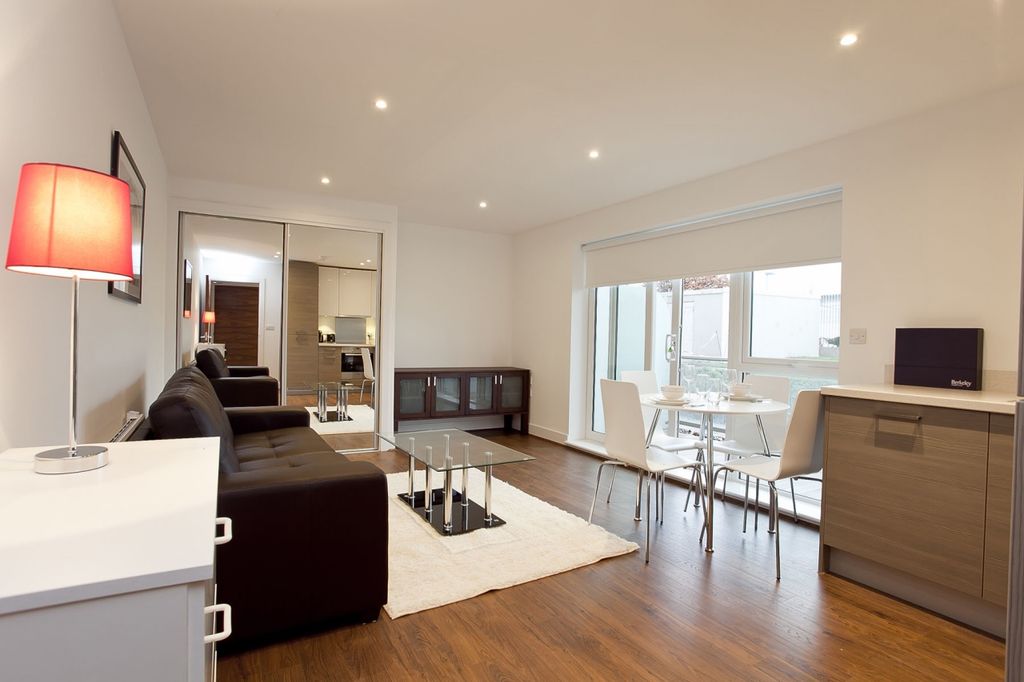 Property photo 1 of 6 Living Area