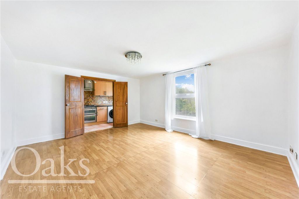 Property photo 1 of 8 Picture No. 05