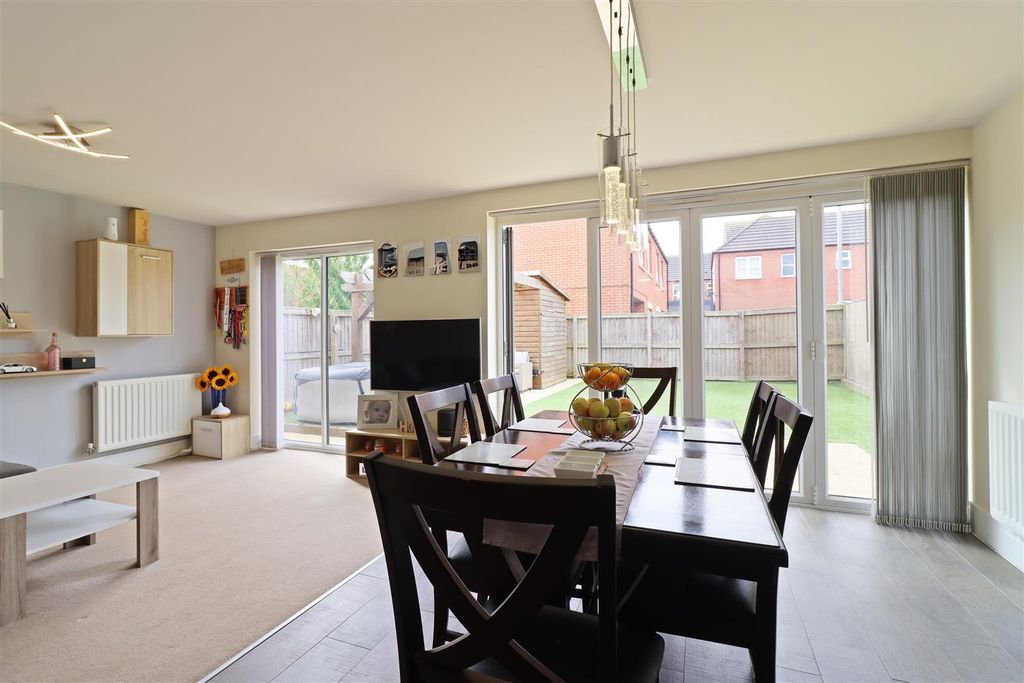 Property photo 2 of 25 Img_8205_1.Jpg