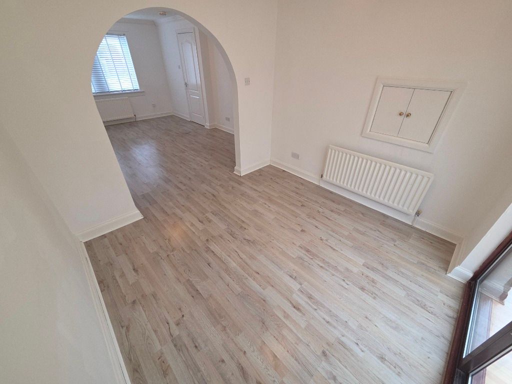 Property photo 3 of 13 Photo 3