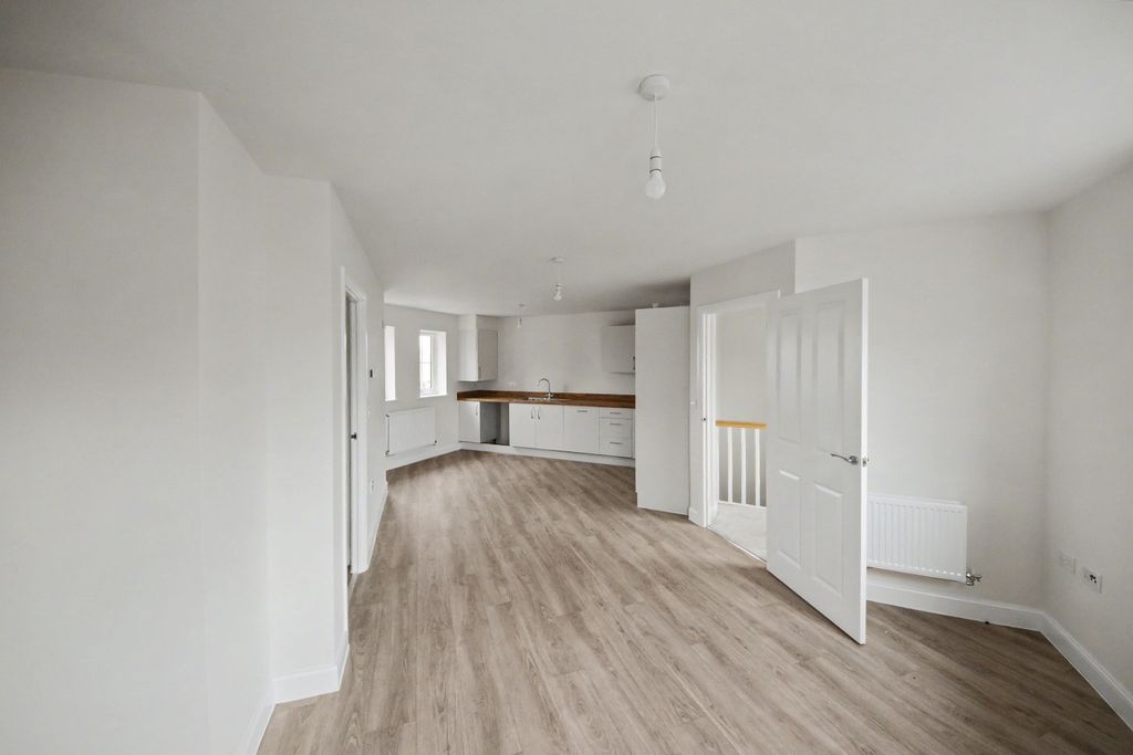 Property photo 3 of 8 50 Swithin Lane, Buckingham, Mk18 1Zj