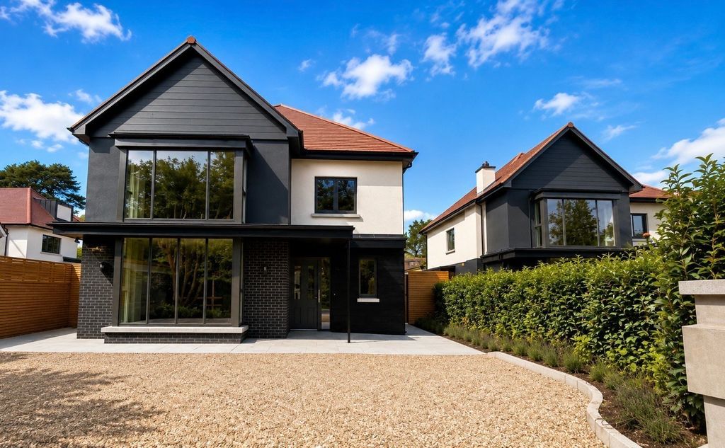 Property photo 2 of 52 Picture No. 57