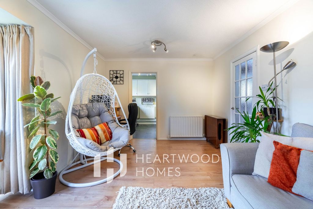 Property photo 2 of 14