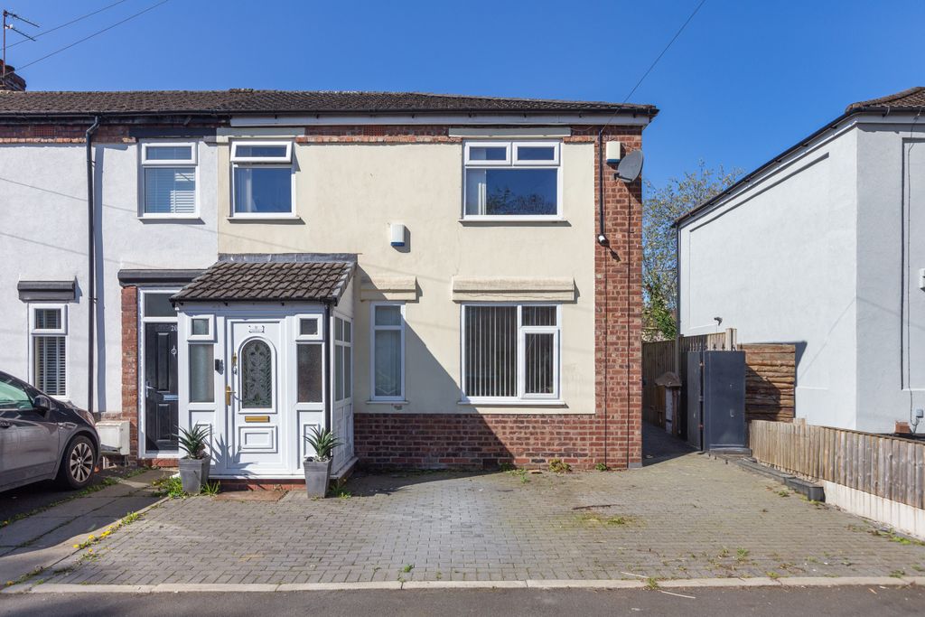 Property photo 1 of 18 Front External