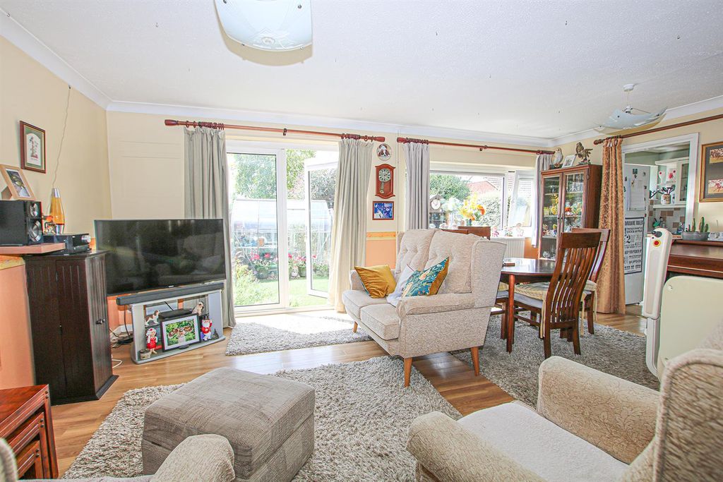 Property photo 3 of 14 Img_1180Lvg.Jpg