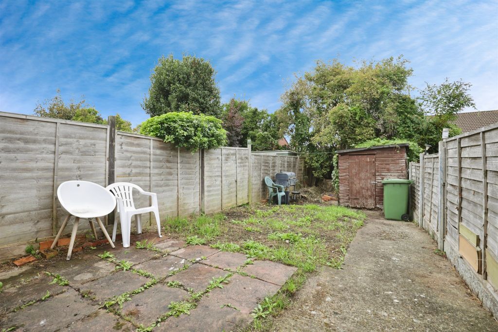 Property photo 3 of 17