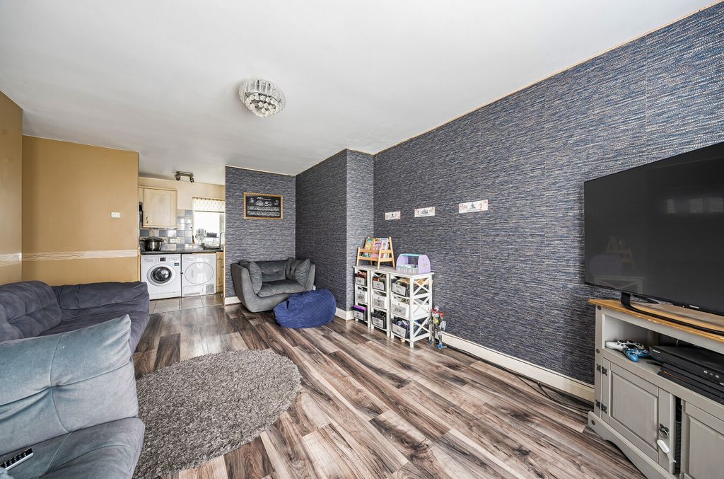 Property photo 2 of 12 Reception Room