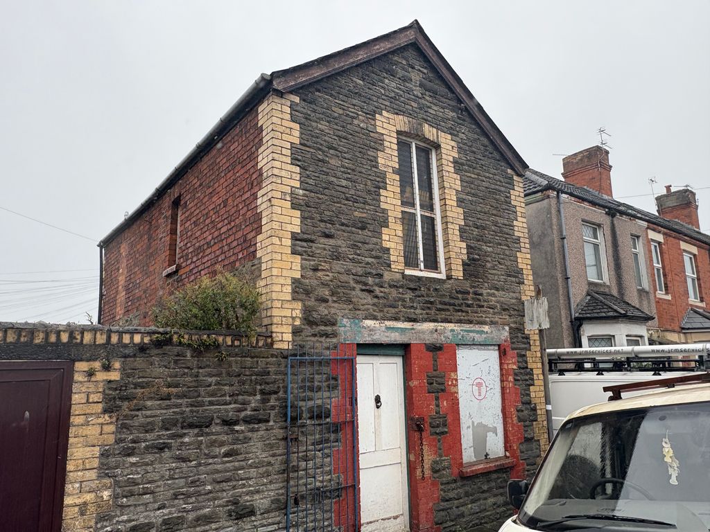 Property photo 1 of 1
