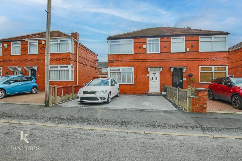 Property photo 1 of 15