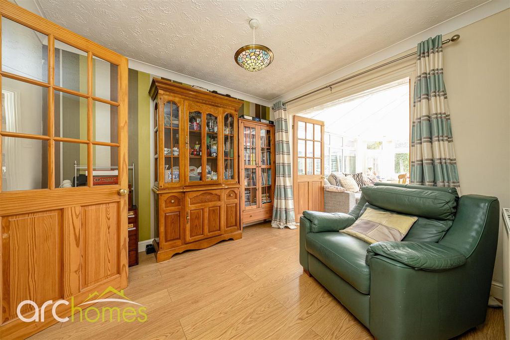 Property photo 3 of 23 Gifford-9.Jpg