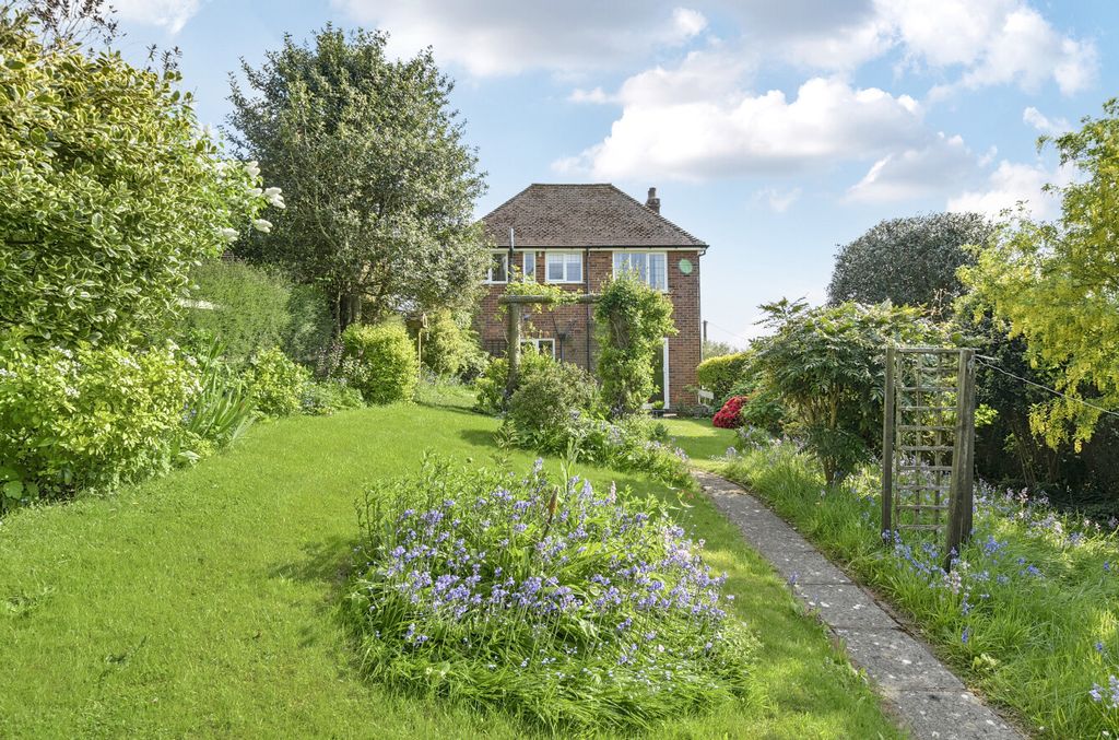 Property photo 2 of 18 Rear