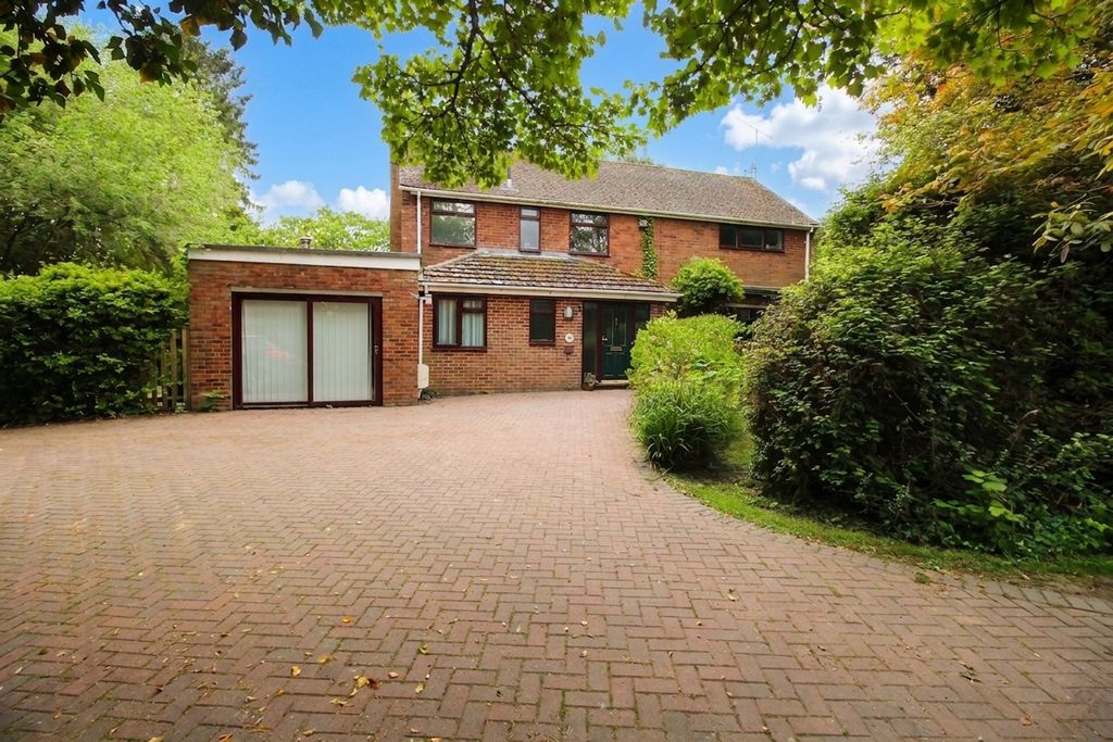 Property photo 1 of 25