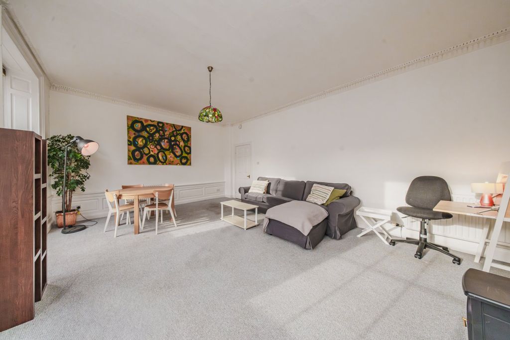 Property photo 3 of 11 Picture 3