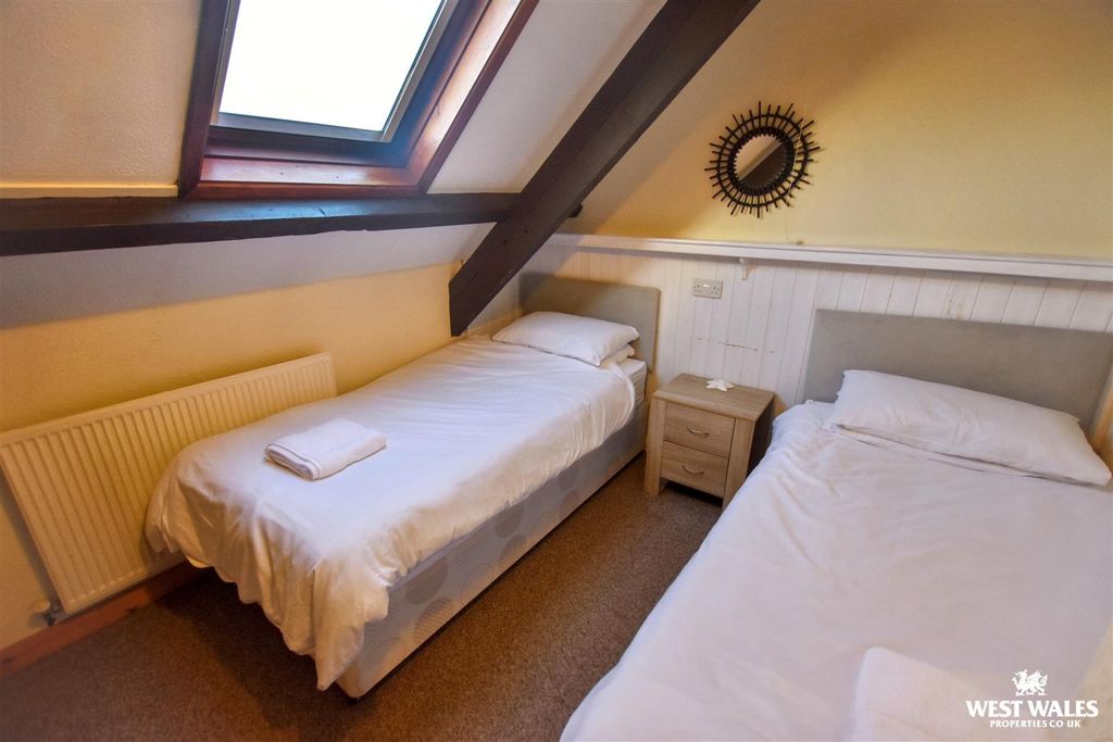 Additional image 11 of 3 bed flat for saleEnfield Road, Broad Haven, Haverfordwest SA62