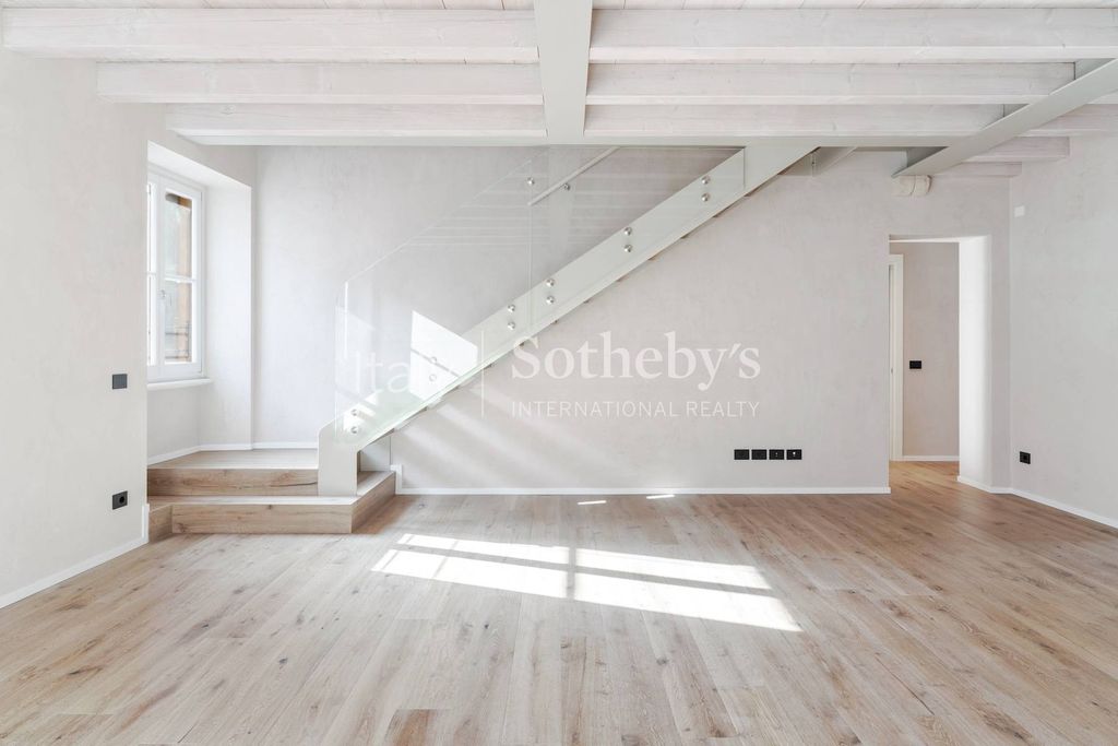 Property photo 2 of 29