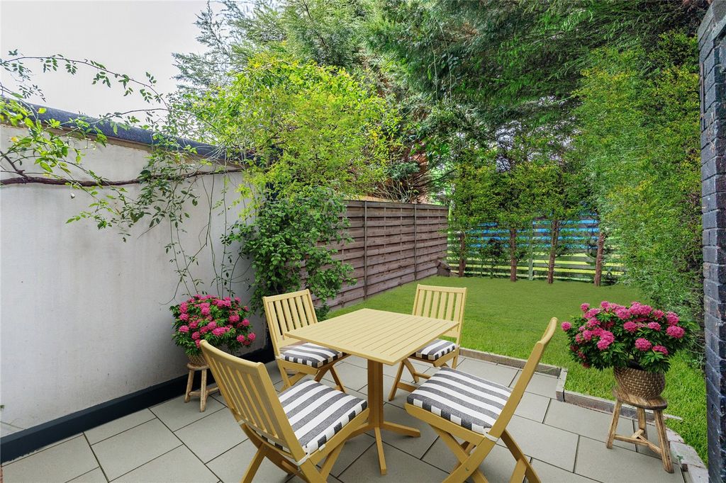 Property photo 3 of 10 Picture No. 04