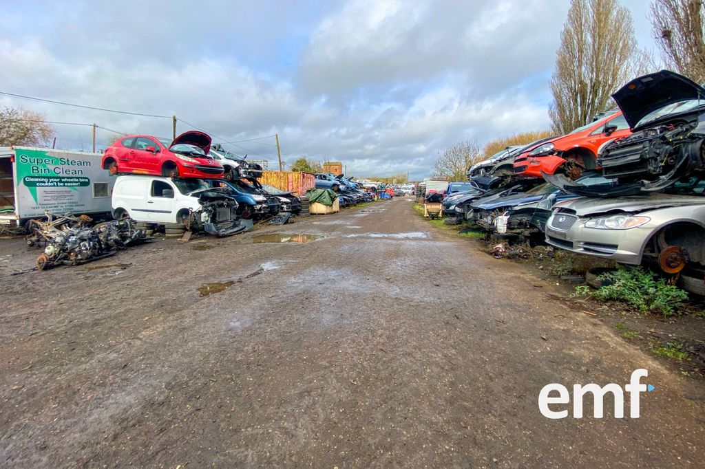 Property photo 2 of 15