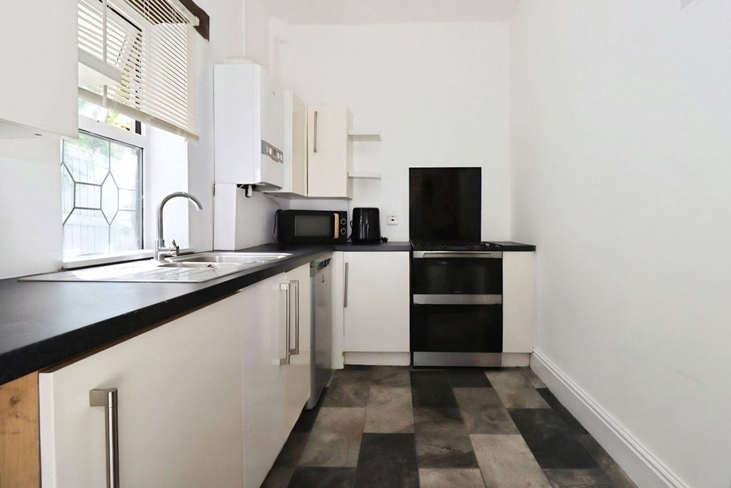 Property photo 3 of 13 Pbox-Img.Jpg
