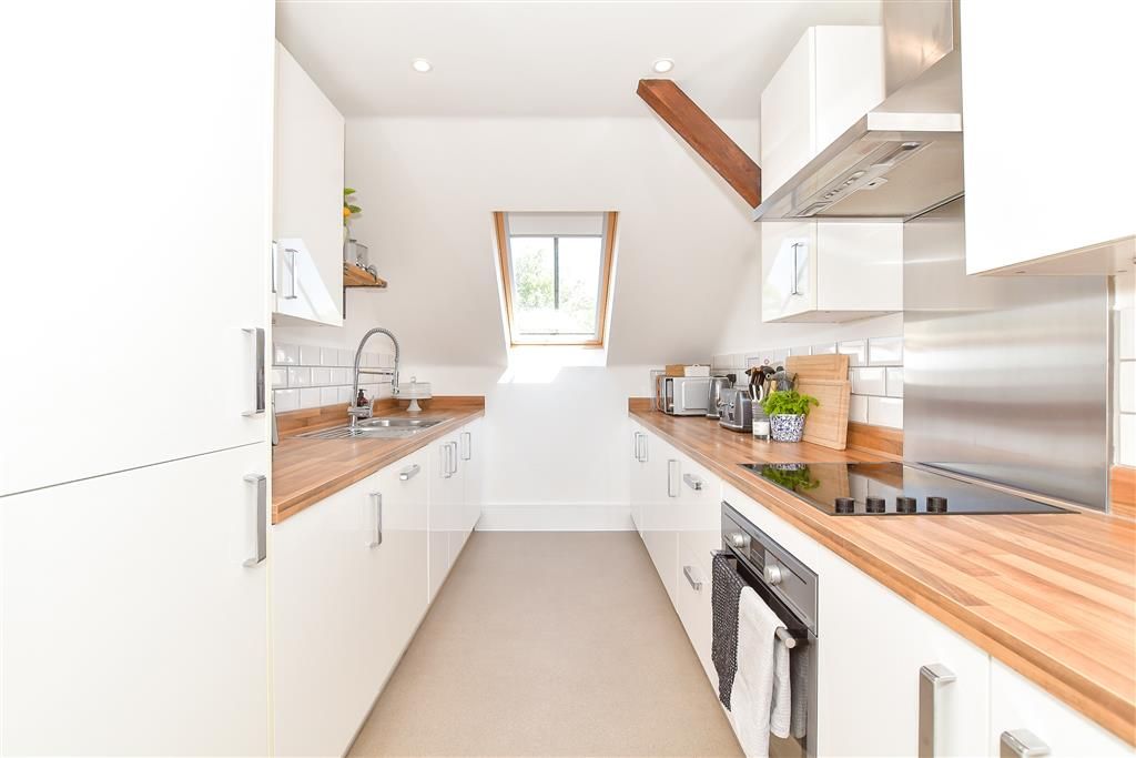 Property photo 1 of 15 Kitchen