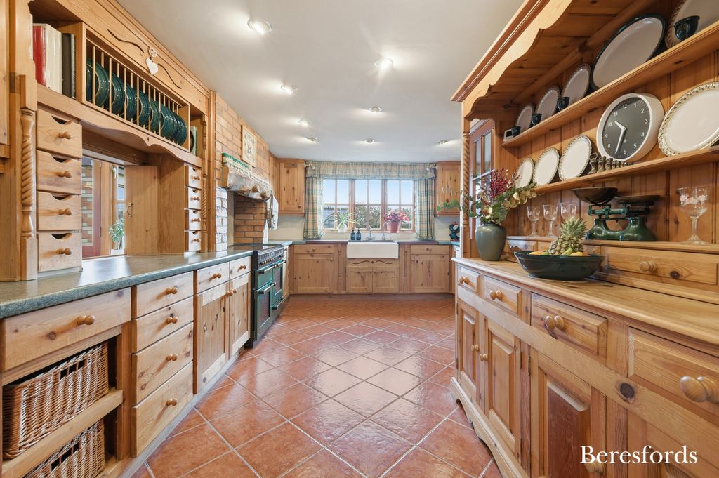 Property photo 3 of 33 Picture 3