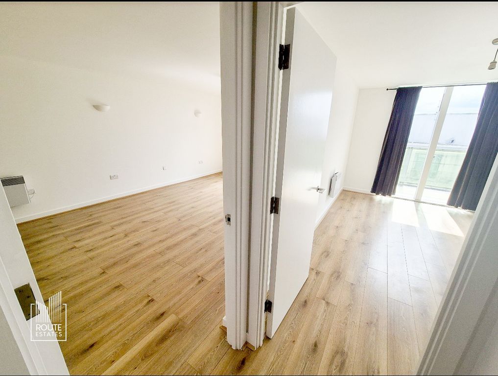 Property photo 3 of 12 Photo 2