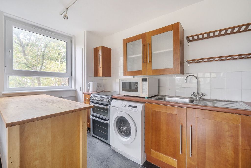 Property photo 3 of 11 Picture No. 11