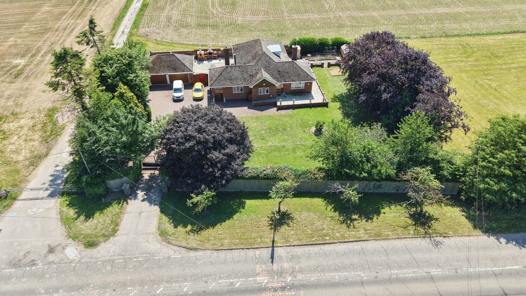 Property photo 2 of 30