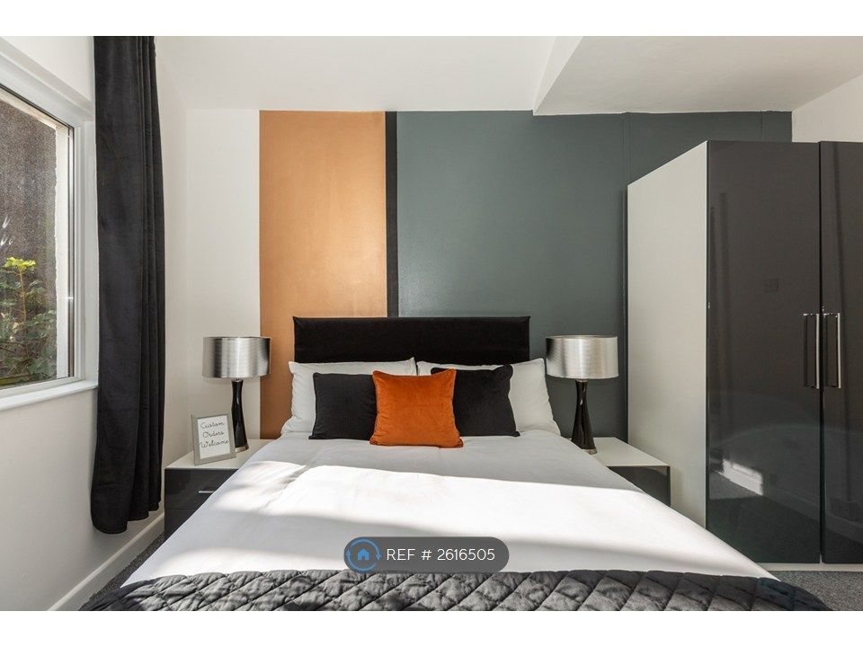 Property photo 3 of 4