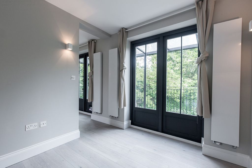 Property photo 2 of 8 Dining_Room