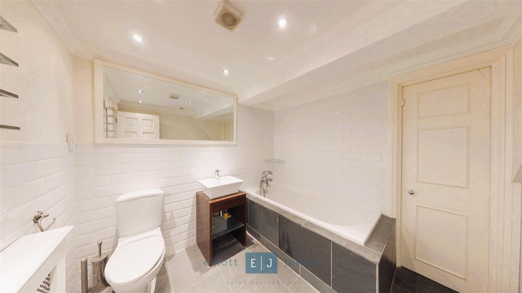 Additional image 13 of 4 bed flat to rentHill Hall, Theydon Mount, Epping CM16