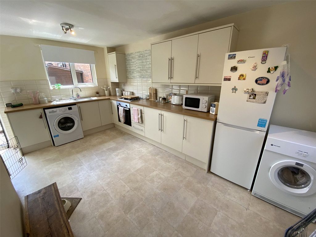 Property photo 2 of 9 Picture No. 03