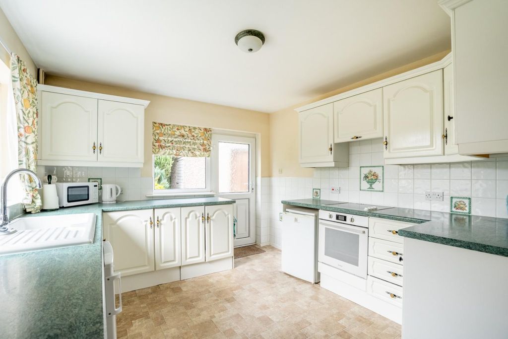 Property photo 2 of 12 Hf-11.Jpg