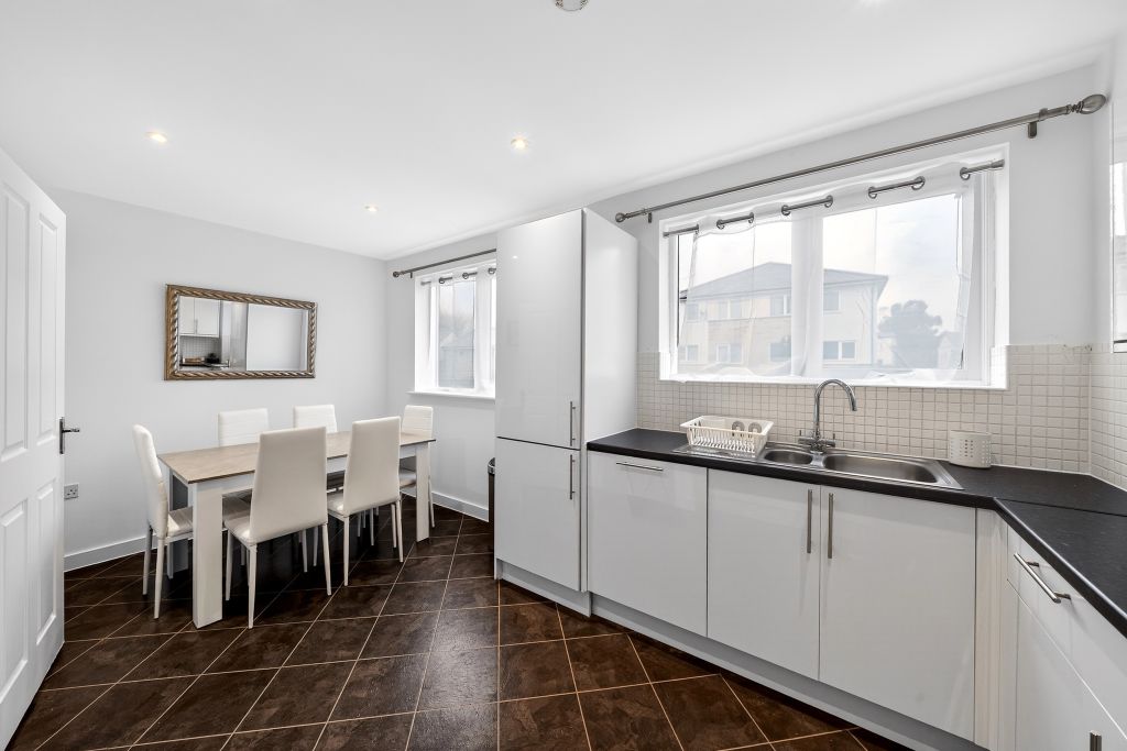 Property photo 2 of 22 Kitchen